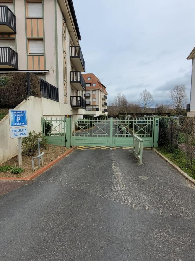 "Mon Evidence!" Magnifique Appartement Vue Mer Et Acces Direct A La Plage Villers-sur-Mer Bagian luar foto